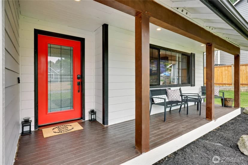 Property photo for 4060 Se Saxon Court, Port Orchard photo 3