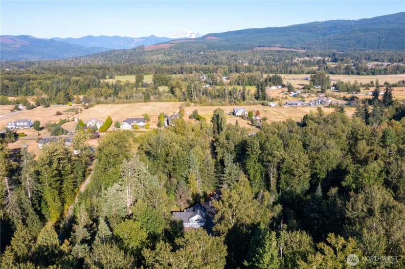 Property photo for 4975 Mission Road, Bellingham photo 34