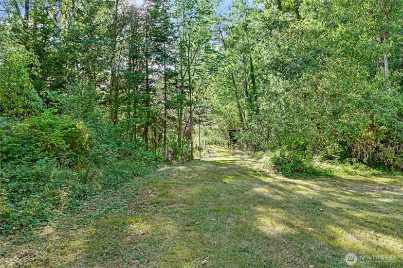 Property photo for 4975 Mission Road, Bellingham photo 31