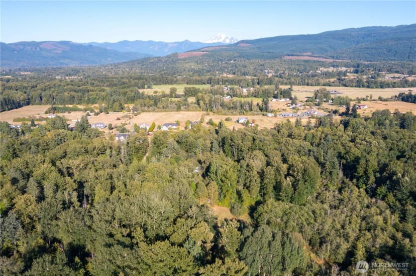 Property photo for 4975 Mission Road, Bellingham photo 37