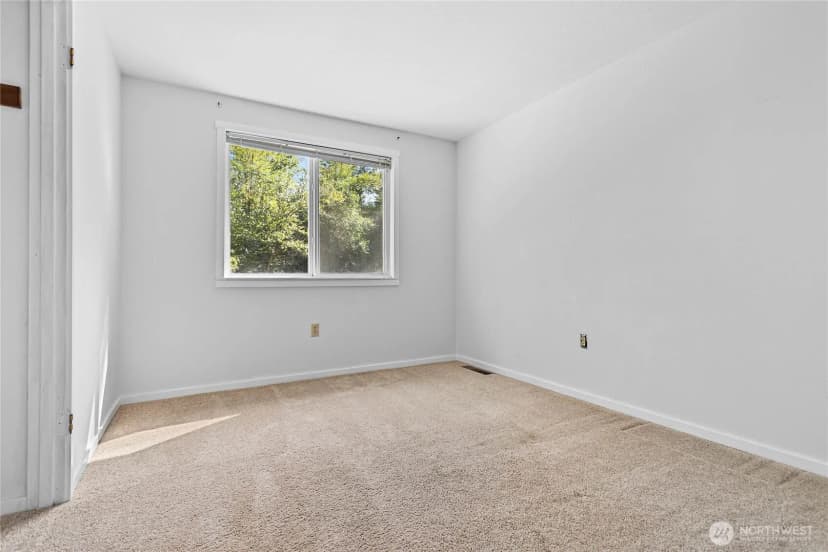 Property photo for 4975 Mission Road, Bellingham photo 24