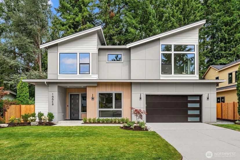 Property photo for 16648 Ne 12th Street, Bellevue
