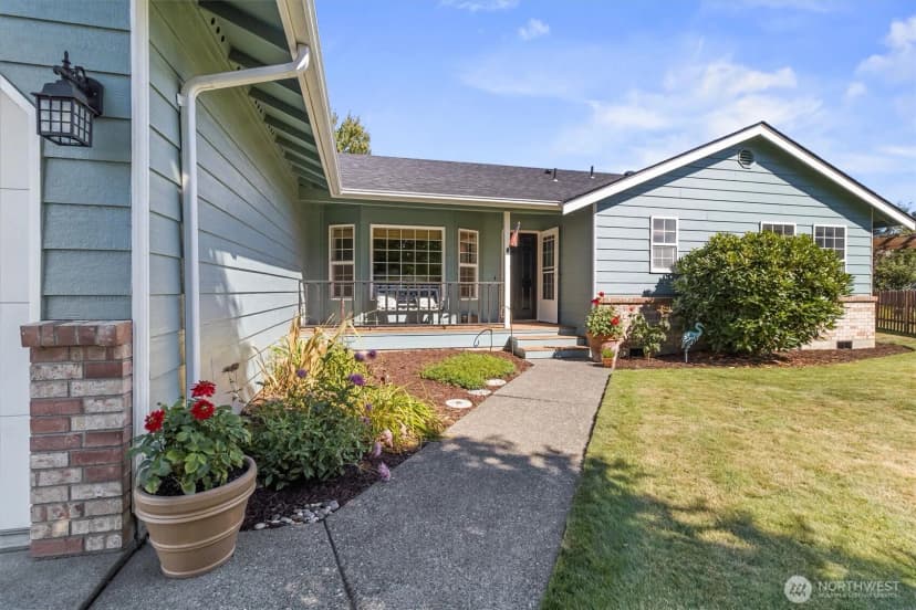 Property photo for 812 S Pine Court, Lynden photo 32