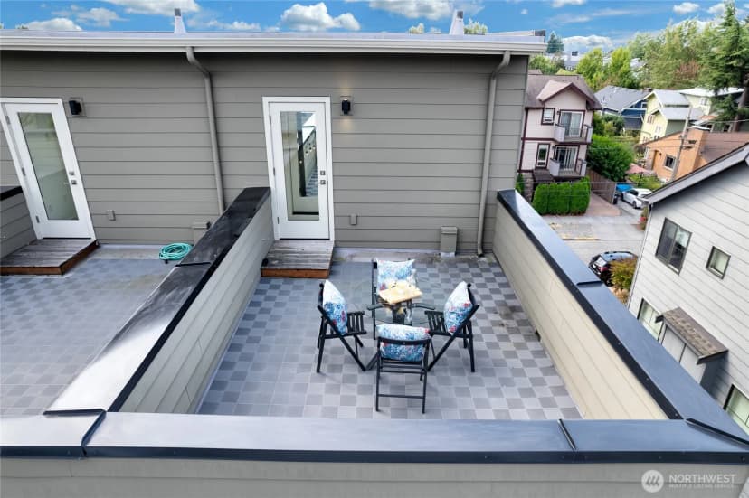 Property photo for 618 N 49th Street, Seattle photo 32