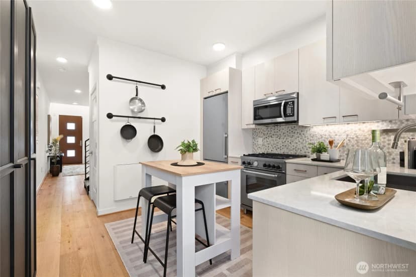 Property photo for 618 N 49th Street, Seattle photo 13