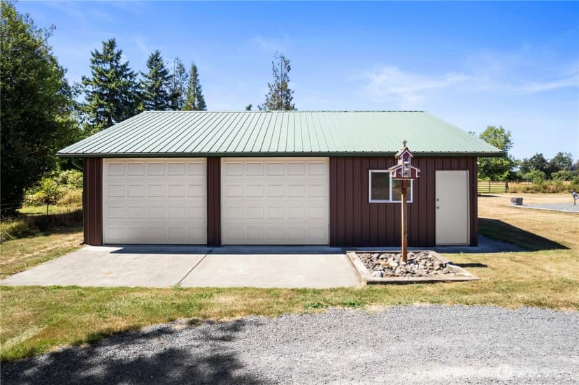 Property photo for 42727 208th Avenue Se, Enumclaw photo 24