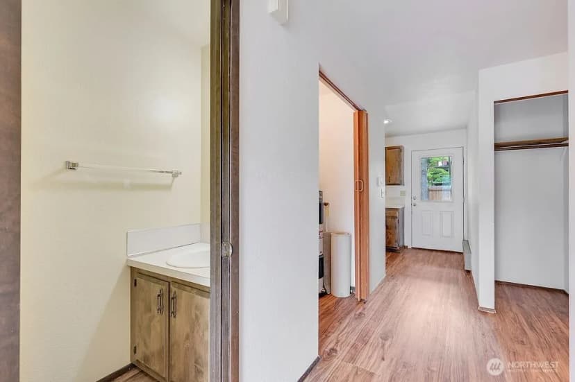 Property photo for 509 Garfield Street, Port Townsend photo 26