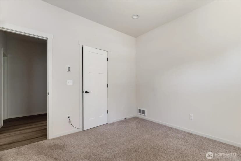 Property photo for 4750 Koontz Ranch Lane, Oak Harbor photo 19