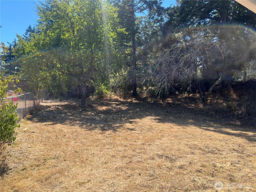 Property photo for 1425 Goldenrod Drive, Olympia photo 4