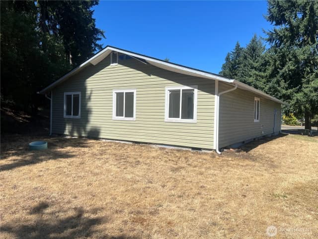 Property photo for 1425 Goldenrod Drive, Olympia photo 3