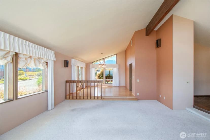 Property photo for 1822 E Lauridsen Boulevard, Port Angeles photo 9