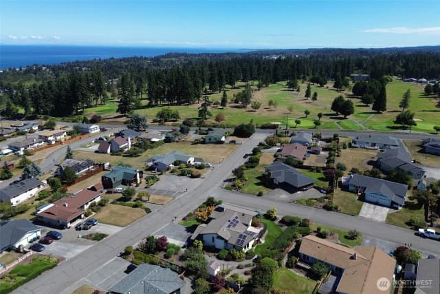 Property photo for 1822 E Lauridsen Boulevard, Port Angeles photo 3