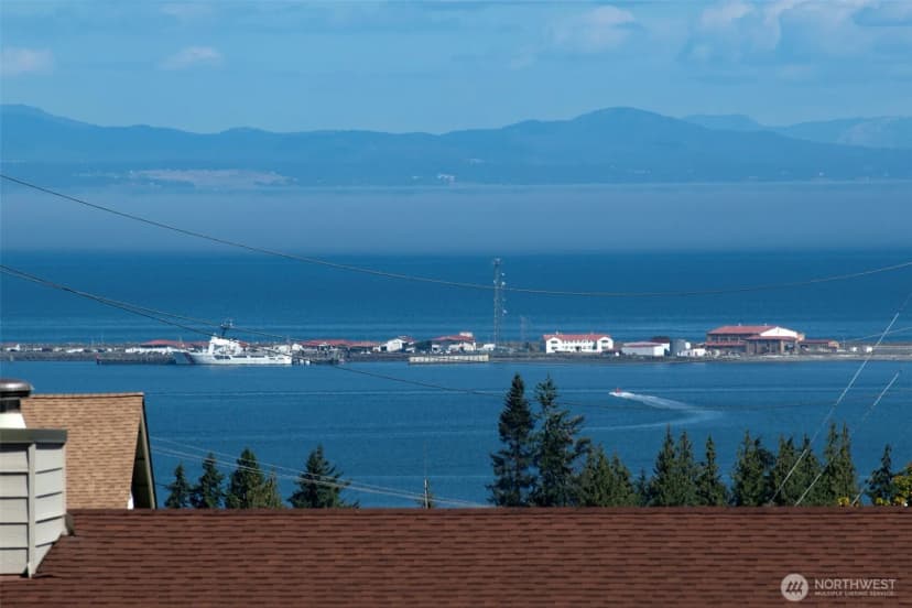 Property photo for 1822 E Lauridsen Boulevard, Port Angeles photo 20
