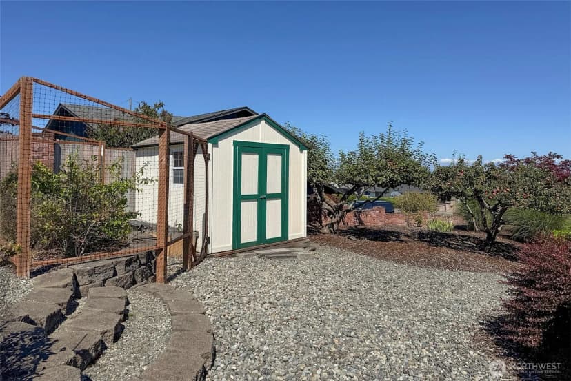Property photo for 1822 E Lauridsen Boulevard, Port Angeles photo 37