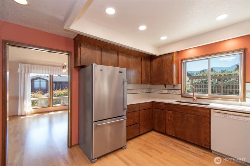 Property photo for 1822 E Lauridsen Boulevard, Port Angeles photo 13