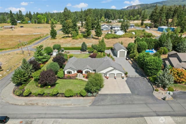 Property photo for 400 Cessna Court E, Eatonville