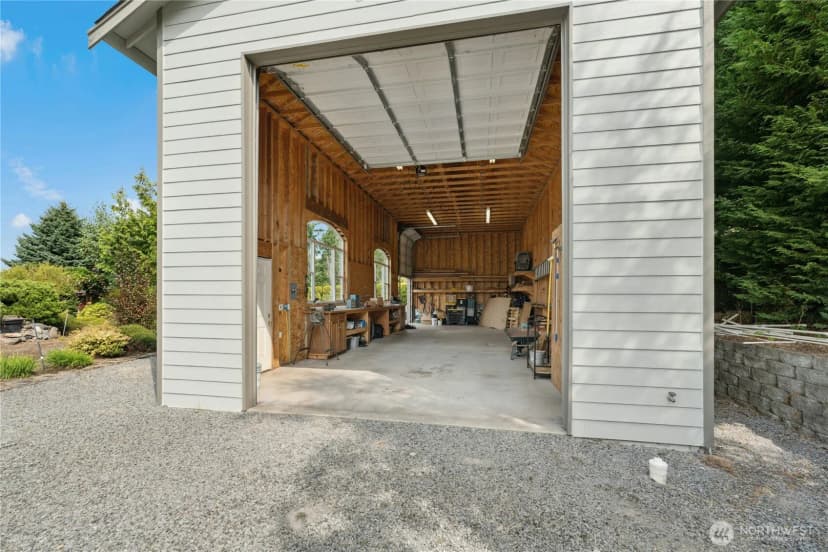 Property photo for 400 Cessna Court E, Eatonville photo 32