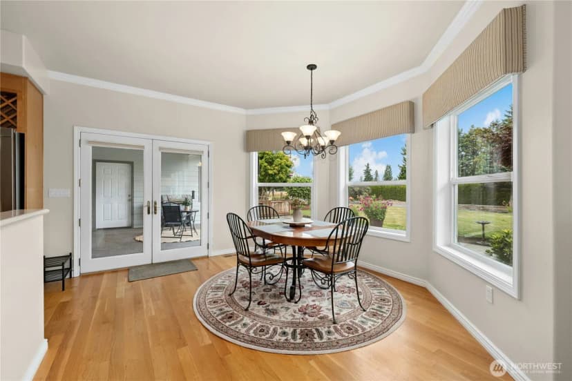 Property photo for 400 Cessna Court E, Eatonville photo 14