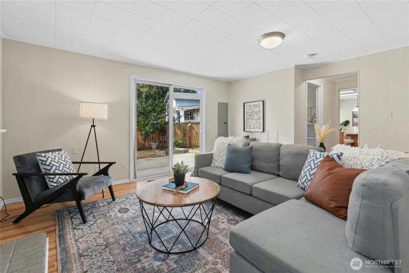 Property photo for 14241 112th Avenue Ne, Kirkland photo 11