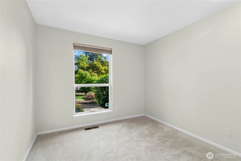 Property photo for 14241 112th Avenue Ne, Kirkland photo 19