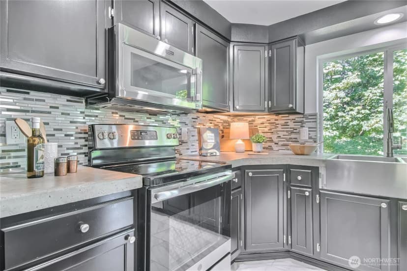 Property photo for 22503 Se 277th Place, Maple Valley photo 10