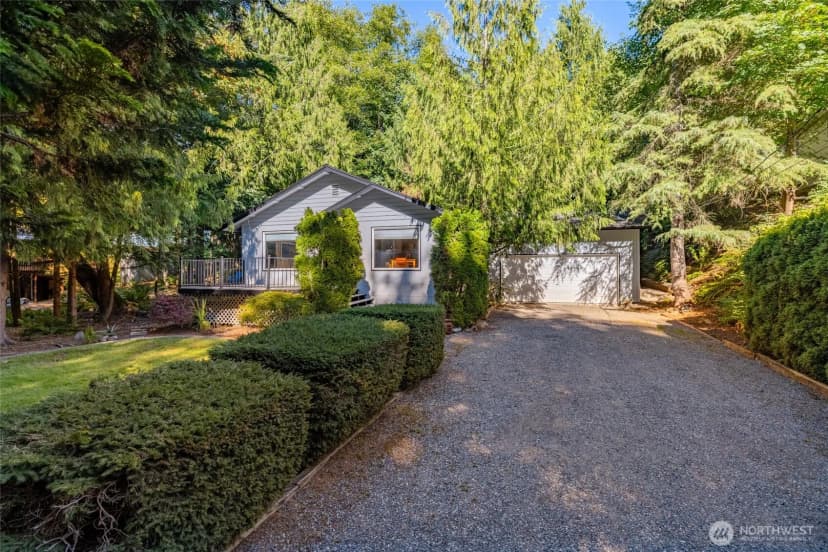 Property photo for 534 Hilltop Drive, Sedro Woolley photo 2