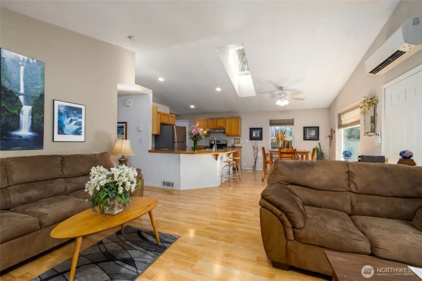 Property photo for 534 Hilltop Drive, Sedro Woolley photo 9