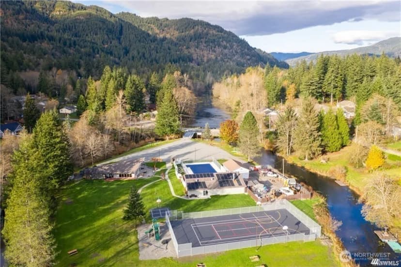 Property photo for 534 Hilltop Drive, Sedro Woolley photo 30