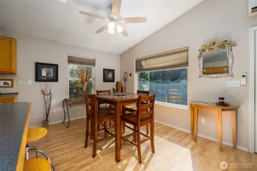 Property photo for 534 Hilltop Drive, Sedro Woolley photo 10