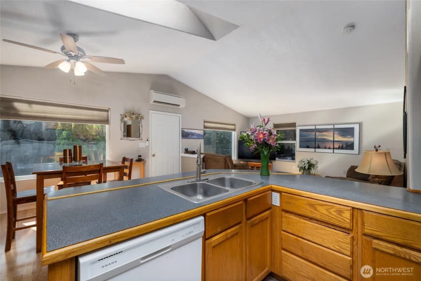 Property photo for 534 Hilltop Drive, Sedro Woolley photo 13