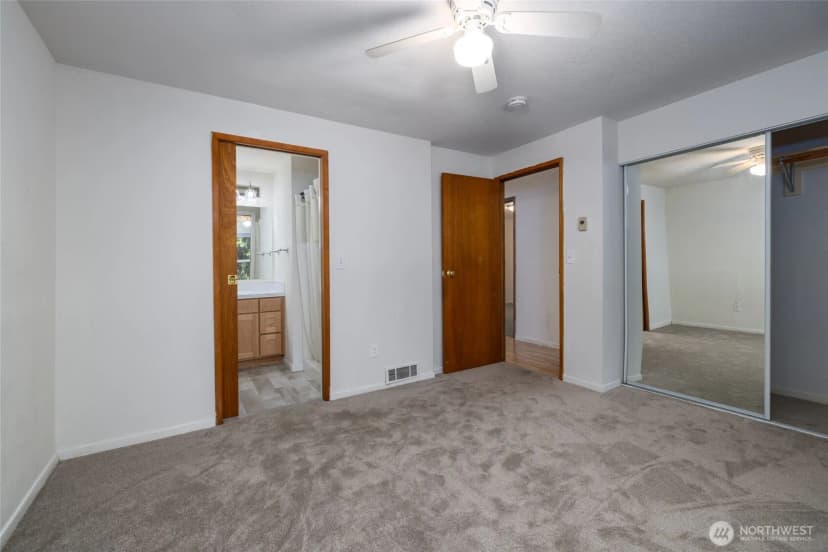 Property photo for 534 Hilltop Drive, Sedro Woolley photo 18