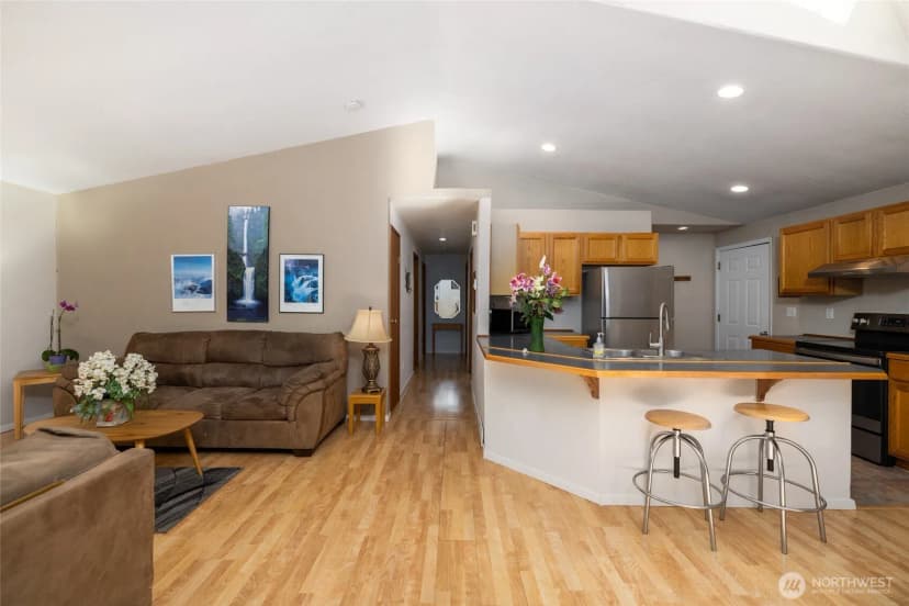 Property photo for 534 Hilltop Drive, Sedro Woolley photo 5