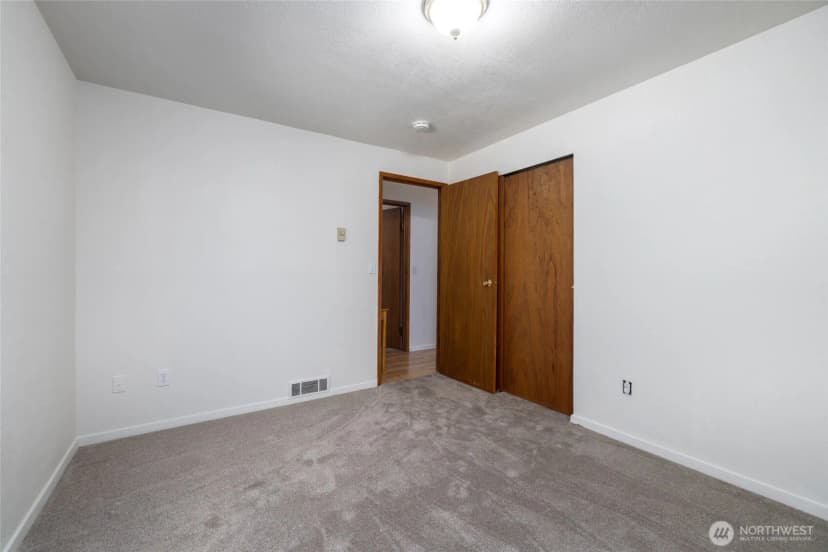 Property photo for 534 Hilltop Drive, Sedro Woolley photo 16