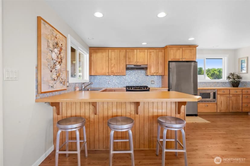 Property photo for 19410 K Place, Long Beach photo 6