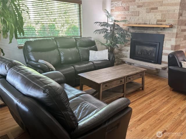 Property photo for 6507 Yakima Avenue, Tacoma photo 5