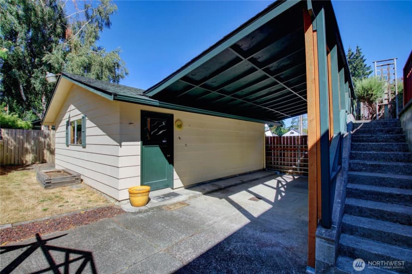 Property photo for 101 Rainbow Drive, Burlington photo 31