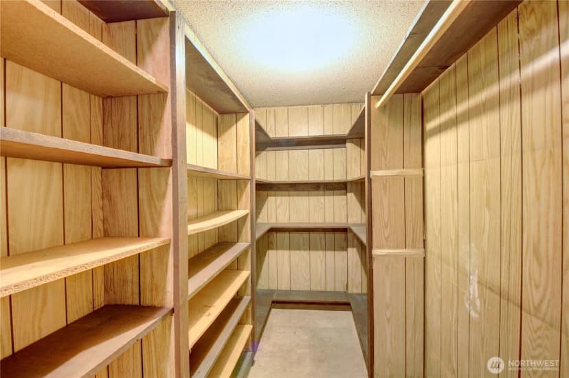 Property photo for 101 Rainbow Drive, Burlington photo 28
