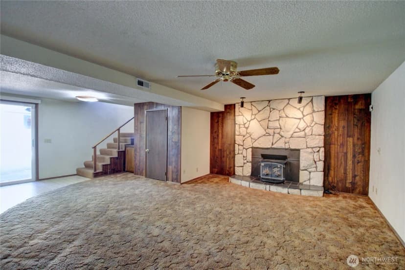 Property photo for 101 Rainbow Drive, Burlington photo 21