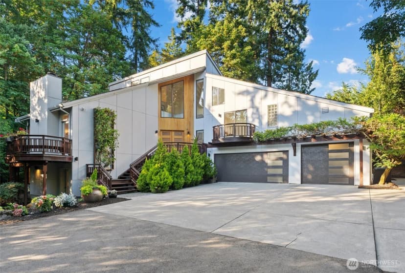 Property photo for 10058 Se 16th Street, Bellevue photo 4