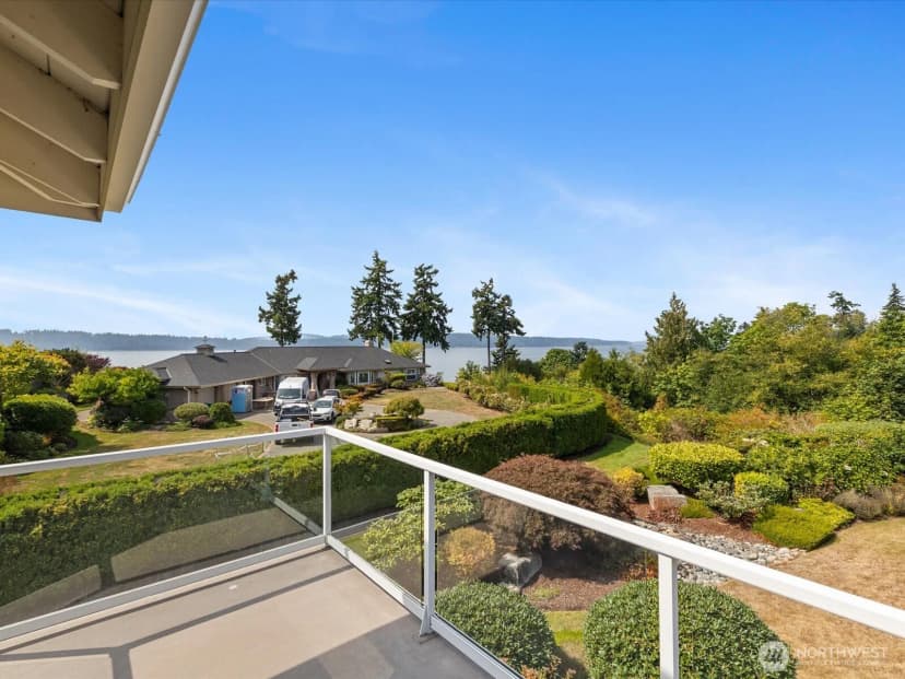 Property photo for 9804 Marine View Drive, Mukilteo photo 18