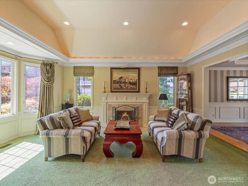 Property photo for 9804 Marine View Drive, Mukilteo photo 8