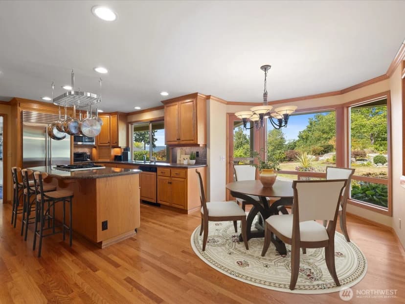 Property photo for 9804 Marine View Drive, Mukilteo photo 13