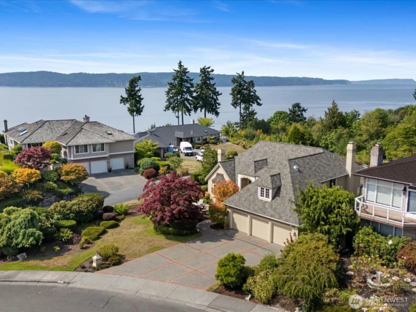 Property photo for 9804 Marine View Drive, Mukilteo photo 37