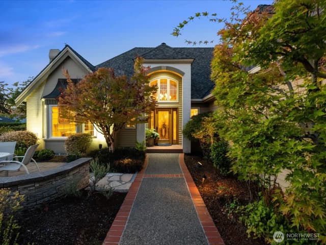 Property photo for 9804 Marine View Drive, Mukilteo