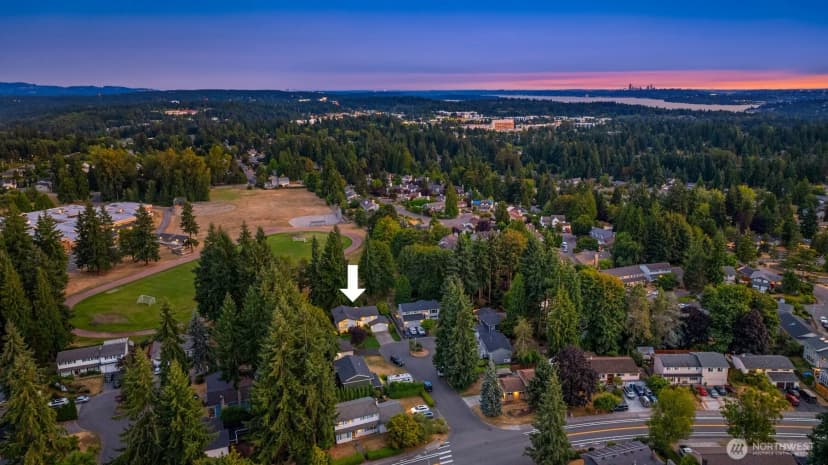 Property photo for 14250 130th Avenue Ne, Kirkland photo 39