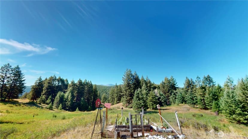 Property photo for 100 Spring Meadow Lane, Oroville photo 19
