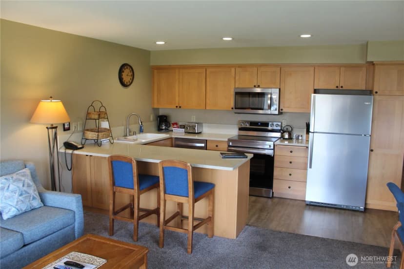 Property photo for 100 Lake Chelan Shores Dr. #17-4c, Chelan photo 7