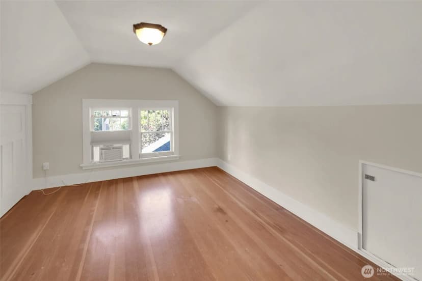 Property photo for 7316 Jones Avenue Nw, Seattle photo 24