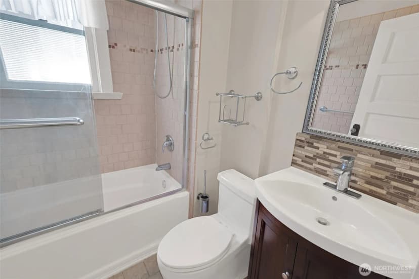 Property photo for 7316 Jones Avenue Nw, Seattle photo 13