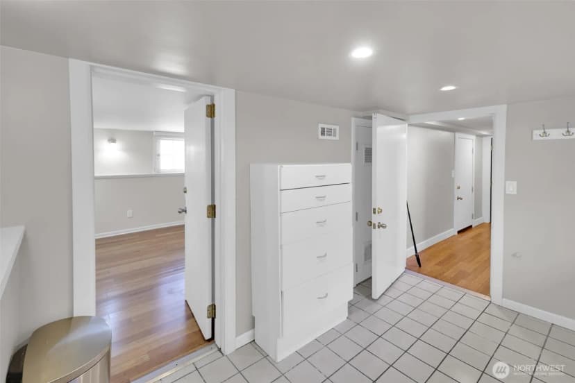 Property photo for 7316 Jones Avenue Nw, Seattle photo 30